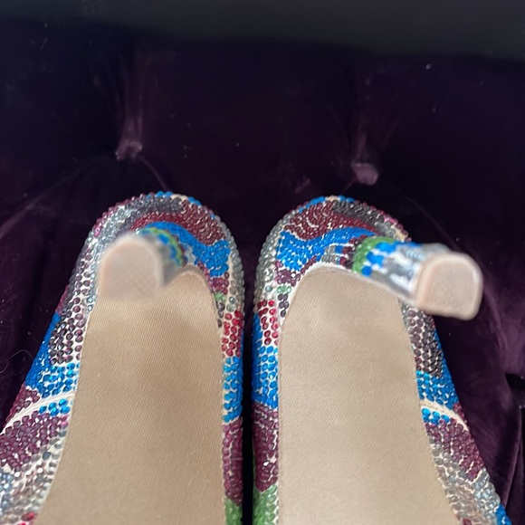 Steve Madden multi color stilettos beautiful shoe - Picture 5 of 5